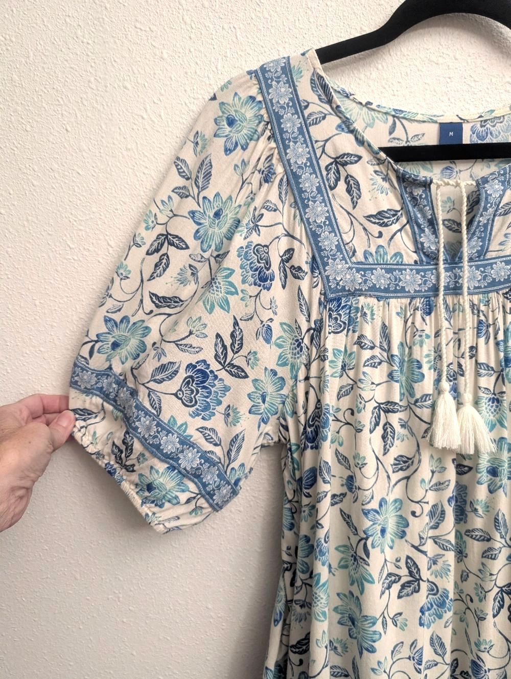 Old Navy Puff-Sleeve Printed Mini Swing Dress Medium Blue Blossoms - Picture 5 of 7